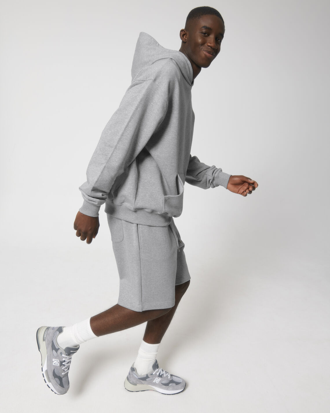 Cooper Dry Heather Grey Studio Front Main 2
