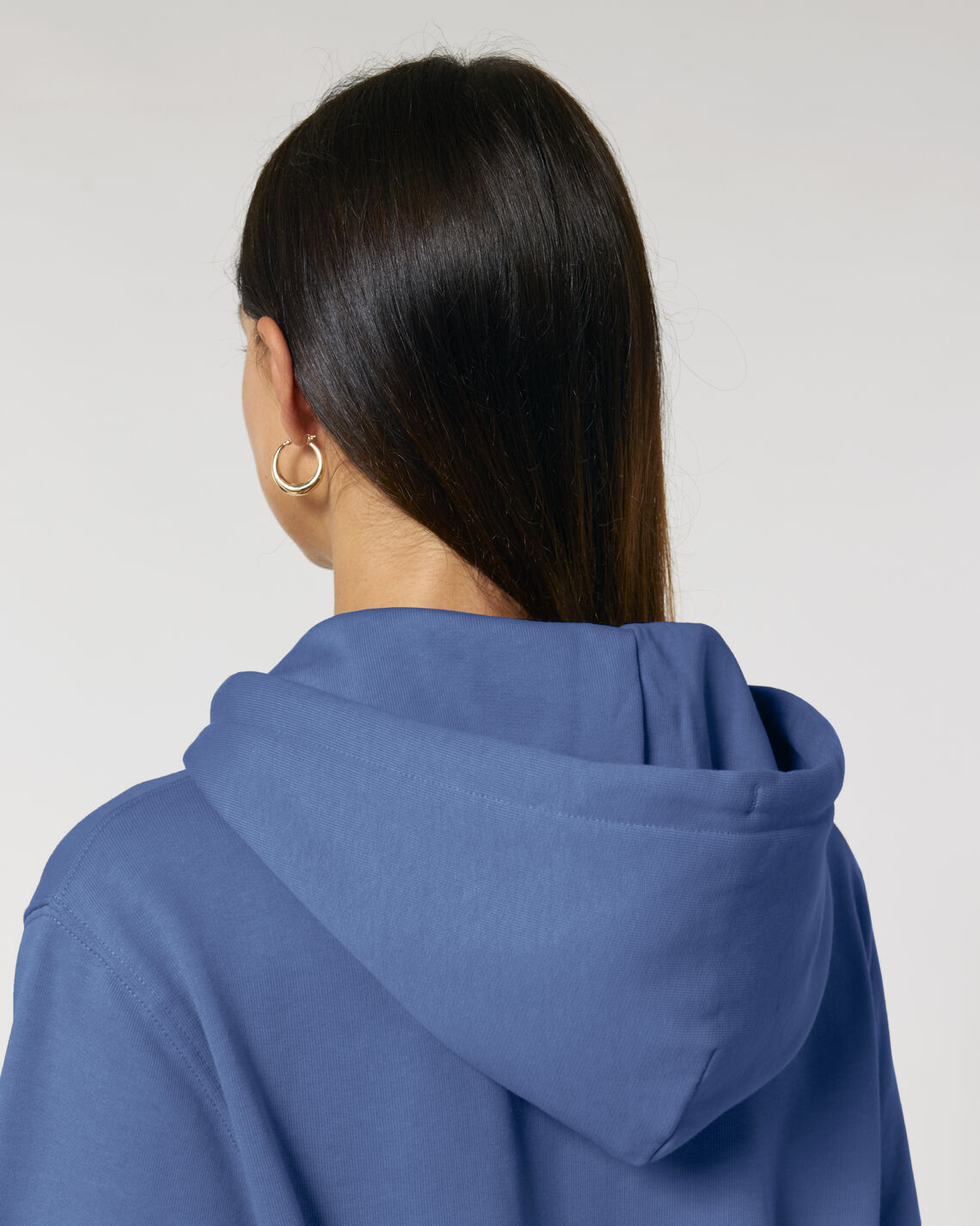 Cruiser 2.0 Bright Blue Studio Front Detail 6