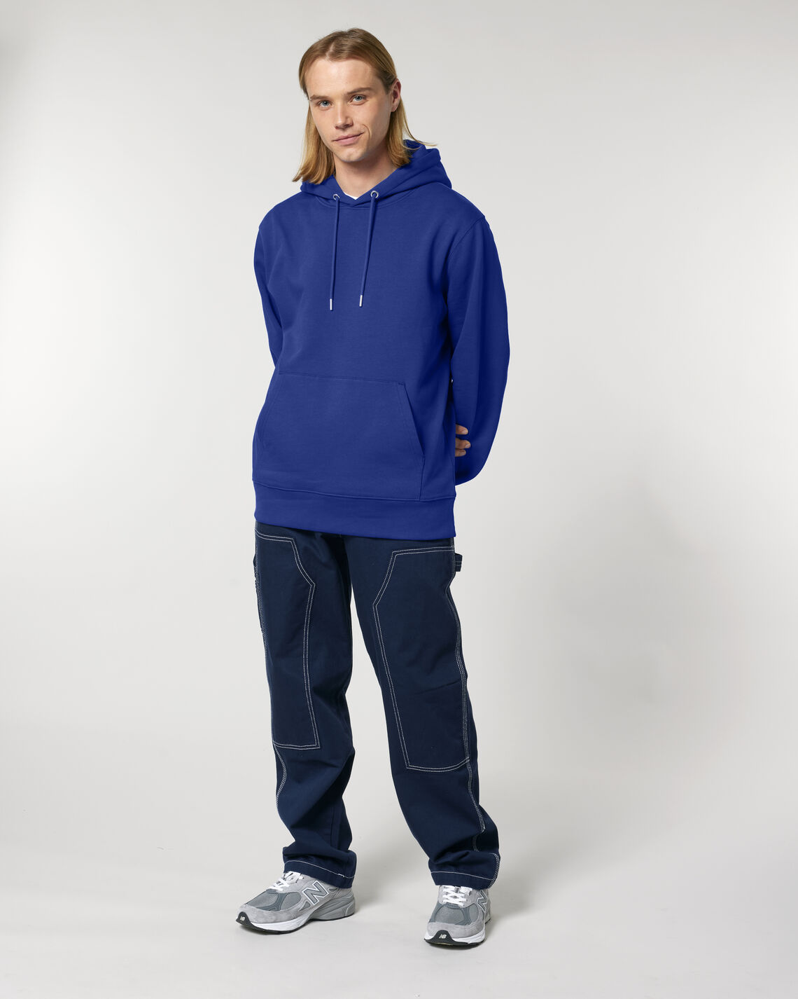 Cruiser 2.0 Worker Blue Studio Front Main 0