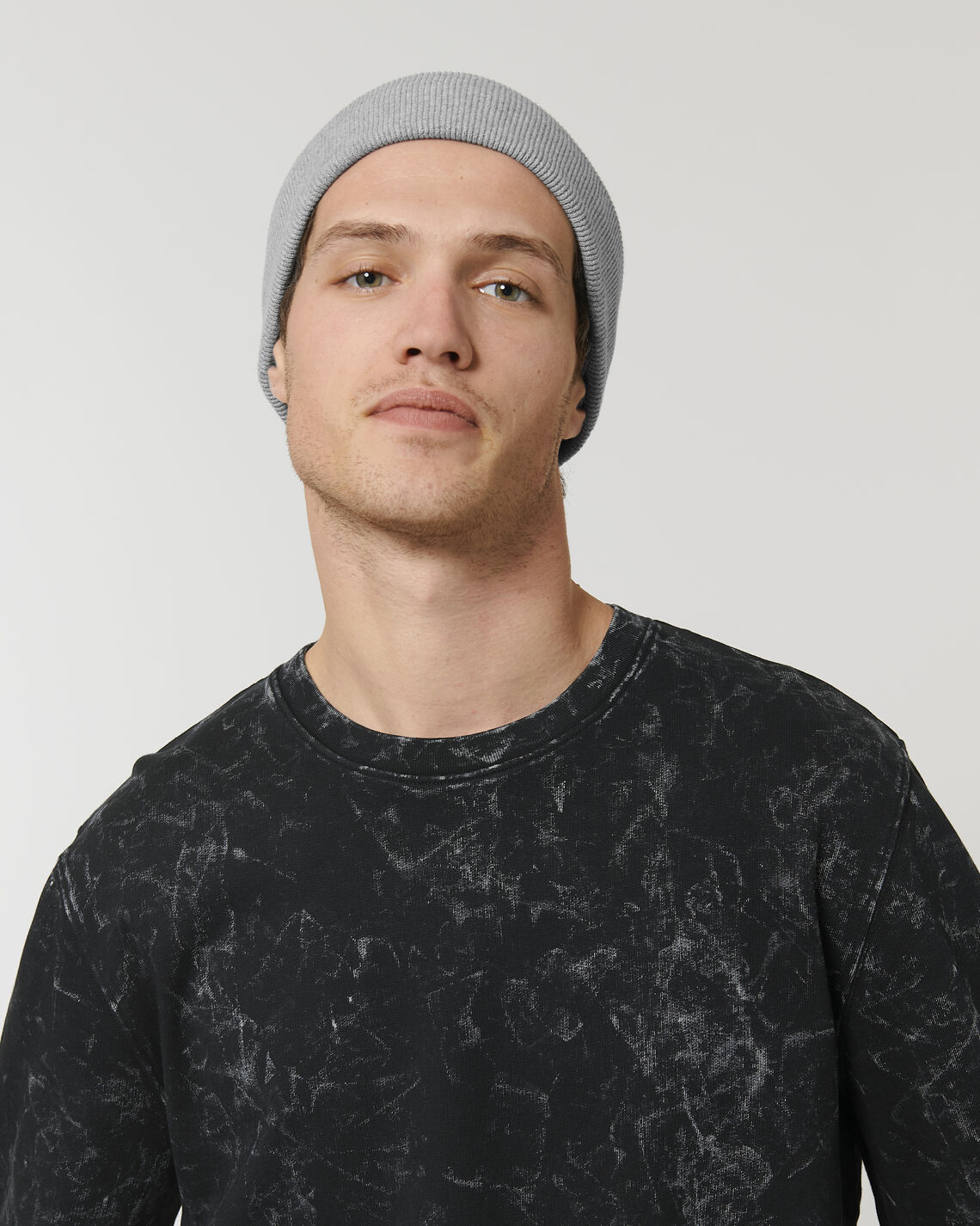 Rib Beanie Heather Grey Studio Front Main 0